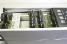 DANFOSS VLT5000 VLT5003PT5B20STR3DLF00A00C0 Frequenzumrichter 175Z0046