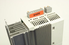 LENZE 00450762 E82EV152_2B 8200 1.5kW 230/240V 7A 0-650Hz Frequenzumrichter 