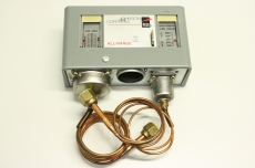 JOHNSON CONTROLS P72MA-1C 240P72MA-1C 10-100 100-500 Dual Druckschalter OVP