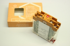 SCHLEICHER KZT11 11 220V 5-100s 500W 250V 6A 06018401-354 099 Zeitrelais OVP