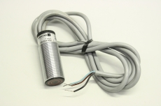 TELEMECANIQUE XSA-H10723 XSAH10723 12-48V Näherungsschalter induktiv 