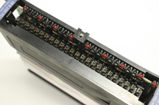 TELEMECANIQUE TSXDST882 8 24VDC 2A TSX DST 882 Digital Modul AUSGABE 