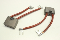 2x LE CARBONE - CG6535 110521.00.00.0 203-10 40x32x20mm Kohlebürste 