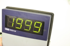 JUMO 702044/88-888-000-23/000 24V 70/00354663 Temperaturegler Kompakter 