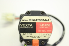 VEXTA PH544TG07-NA PH544TG07NA 5-Phase Schrittmotor PULSE Stepping MOTOR  