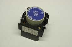 TELEMECANIQUE LA2-D22A65 LA2D22A65 0 1-30s 10A 690V LA2-D22 Zeitrelais 