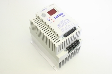 LENZE ESMD222X2SFA 13188640 2.2kW 1AC 230V 3AC 9.5A Frequenzumrichter 