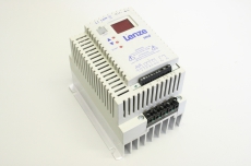 LENZE ESMD152X2SFA 13188637 1.5kW 230V 0-230V Frequenzumrichter 