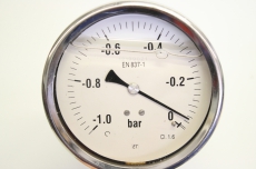 254000 12199021  100mm -1-0 1/2 1.6 gefüllt  Manometer OVP