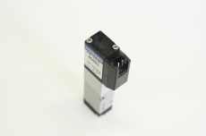 KOGANEI A040E1 0.2-0.7MPa 24VDC 3-Wege Elektro Magnetventil OVP