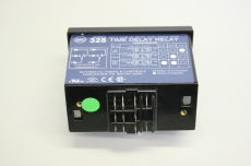 ATC 328D200F10XX 48040 0-10s 10A 125-250VAC 30VDC Zeitrelais OVP