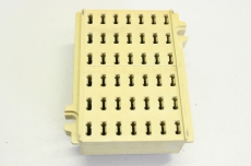 2x E-T-A 30018200 63  TYP63 TYP 63 Basisklemme Sicherungshalter-Basis 