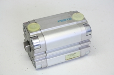 FESTO ADVULQ-32-30-P-A 156707 32mm 30mm Kompaktzylinder