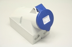 MENNEKES 1421 IP44 32A 380-415V 6h 32A-6h Stecker Kupplung Wanddose OVP