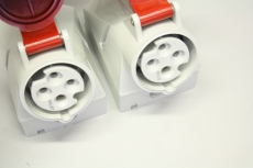 2x MENNEKES 105 16A 6h 3P IP44 Stecker Kupplung Wanddose 