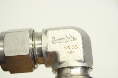 5x SWAGELOK 68977 90 SW 12mm  SS-12MO-9  Verschraubung elbow 