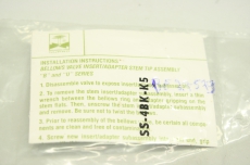 NUPRO 80-197-037 27573 150 SS-4BK-K5 3-7-89 DSC  ADAPTR STEM 4 BK VALVE SST OVP