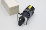 VYNCKIER Merz Typ 105 3-0-1 Nockenschalter Drehschalter 092/105118/100 OVP