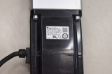 YASKAWA SGMPH-04AAA6CD-0Y 400W & Bonfiglioli MP 080 Servomotor MPC2012S000F