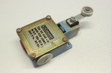 CROUZET  83843-0 6A 20A 250V Positionsschalter Rollenhebel 838430