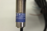 TELEMECANIQUE XU8M18MA230 Sensor optisch photoelektrisch  XU8 M18MA230