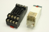 TELEMECANIQUE RHK41 41 24VDC 4 250V 5A RHK 41  Relay Relais Mit Sockel 