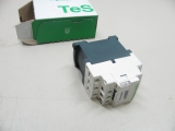SCHNEIDER ELECTRIC TESYS-040416 CAD32BD 24VDC Hilfsschütz Schütz Relais OVP