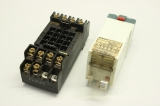 TELEMECANIQUE RHK41 24V 4 250V 1.5A RHK 41  Relay Relais Mit Sockel 